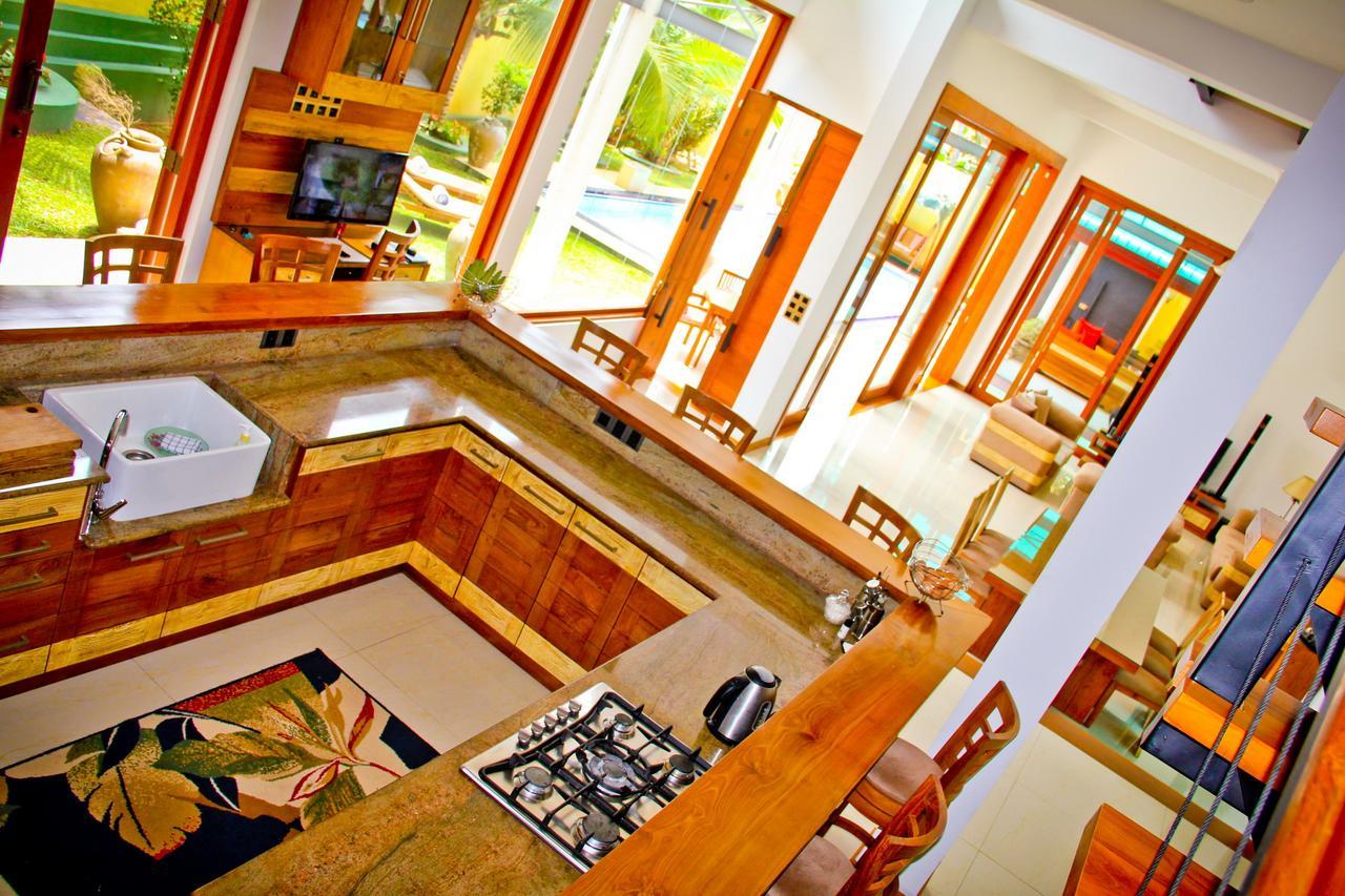 Hotel White Palace Gampaha Exterior foto